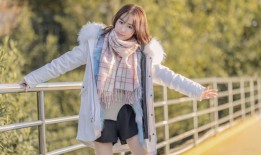 女人发朋友圈怎么借机聊天