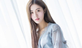 老婆最近频繁发朋友圈是什么意思