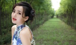 老婆在朋友圈发别的男人的相片是什么意思